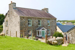 9th Generation Family Farmhouse